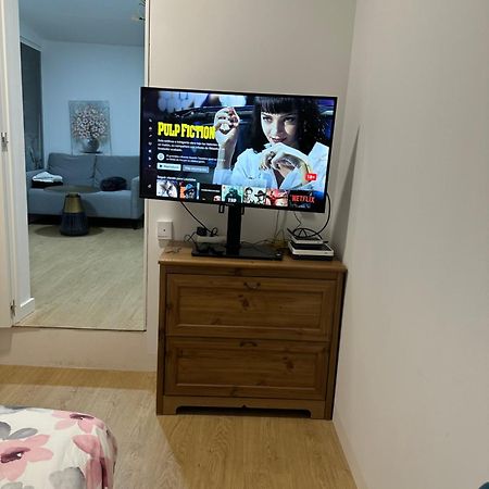Alquilo Mini Departamento Apartman Sant Boi de Llobregat Kültér fotó